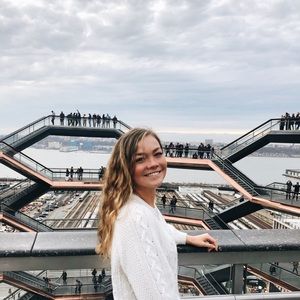 Meet your Posher, Fiona